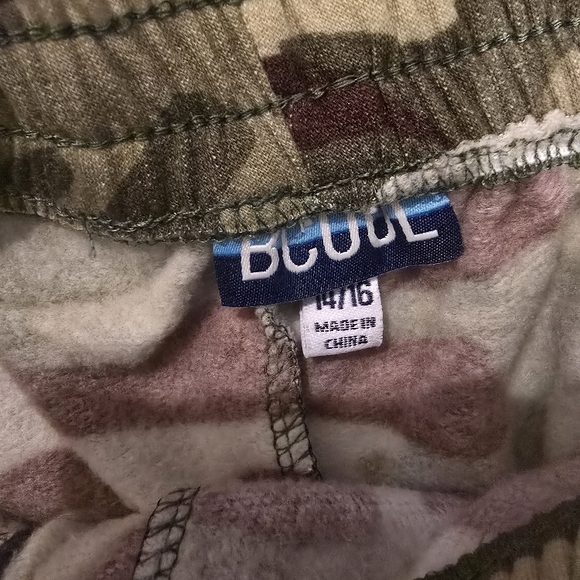 Camouflage Print Sweatpants 14/16 - Picture 4 of 7